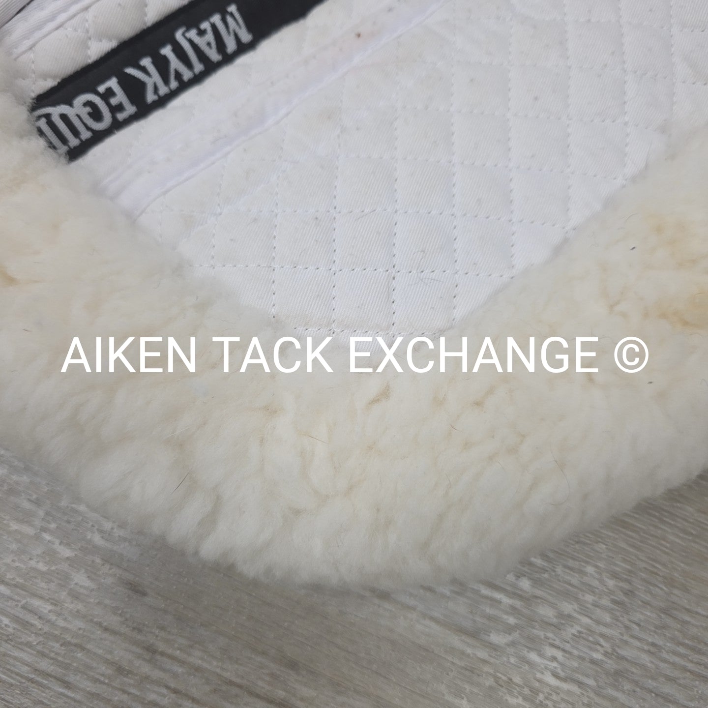 Majyk Equipe Ergonomics Correction Sheepskin Half Pad with Impact Shims, Size Me