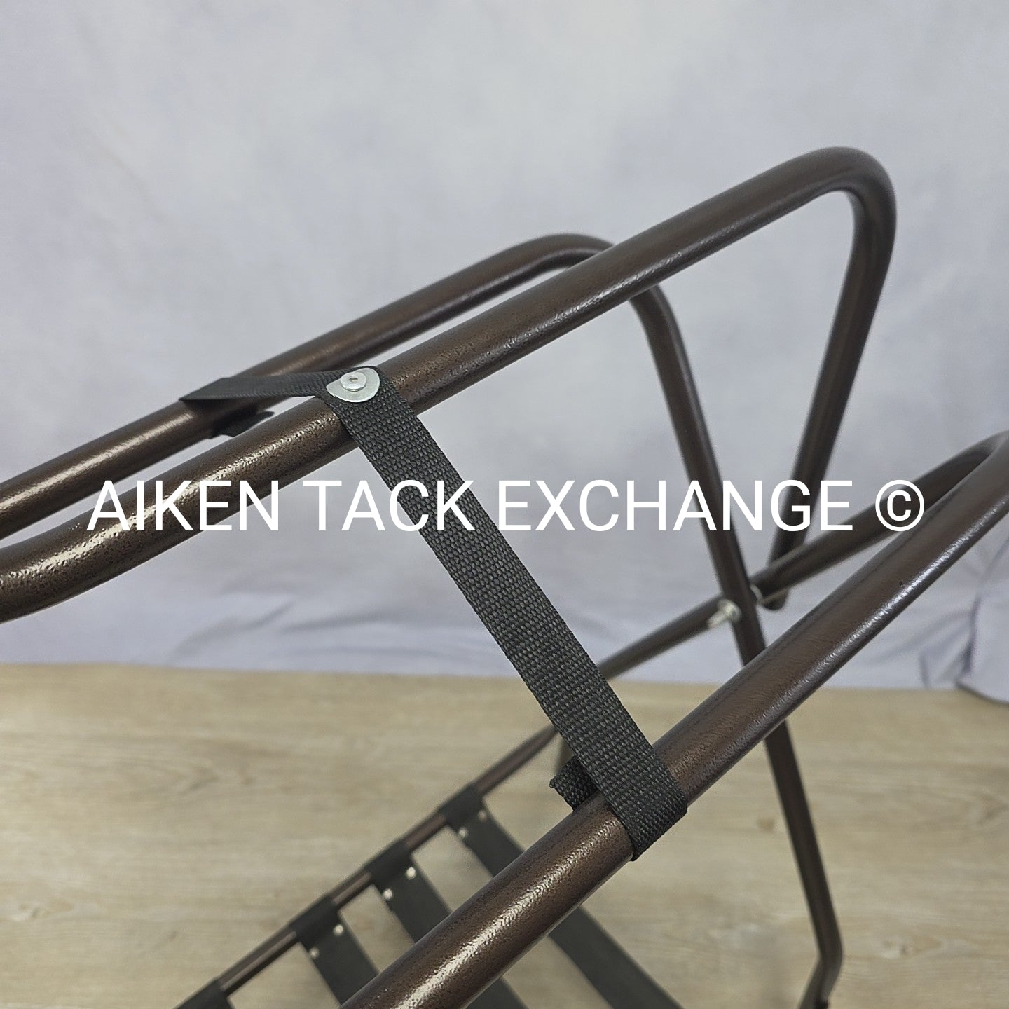 Folding Metal Saddle Stand
