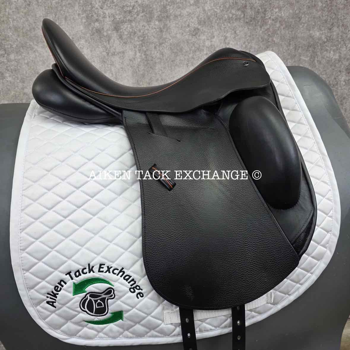 2022 County Epiphany Monoflap Dressage Saddle, 17.5" Seat, Wide Tree, Wool Flocked Panels