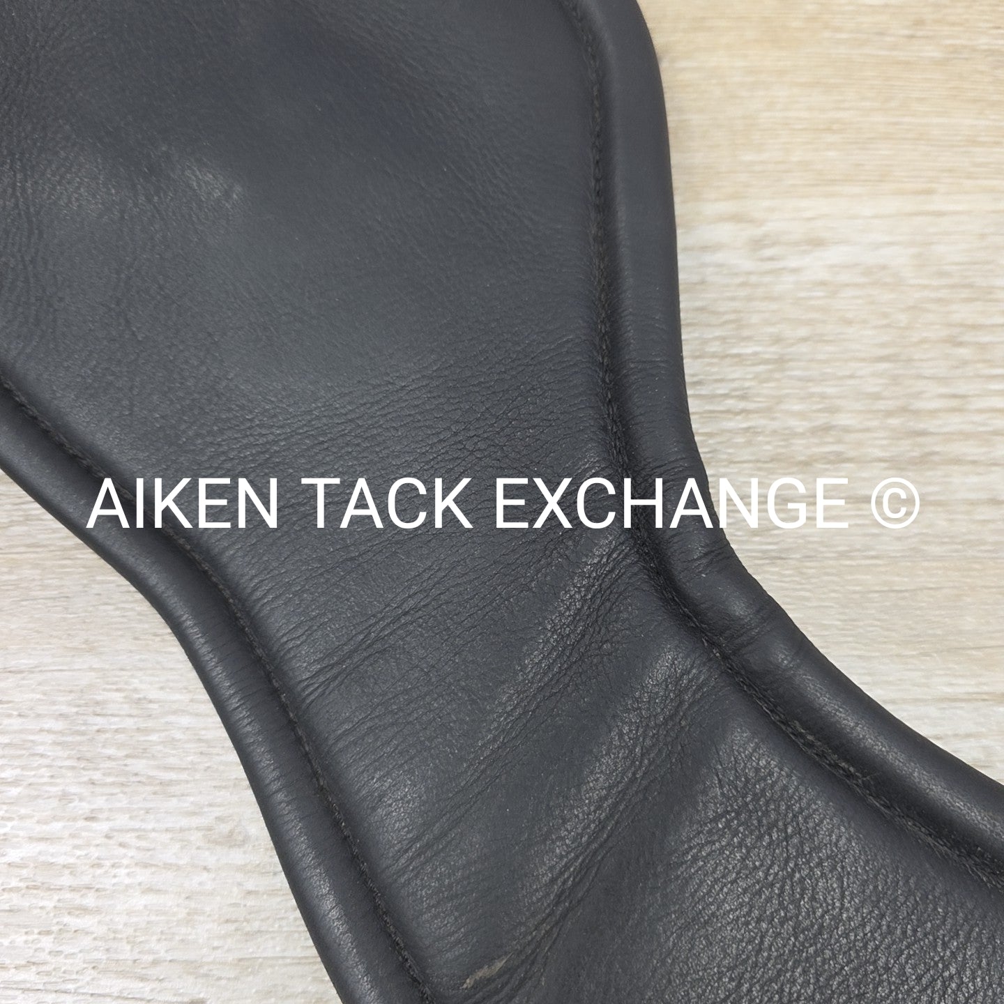 LeMieux Gel-Tek Anatomic Mono Girth, Black, 24"