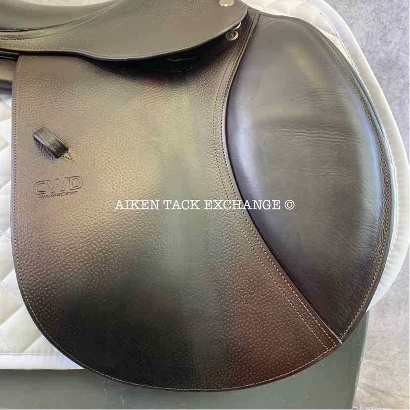 2017 CWD SE03 Close Contact Jump Saddle, 17.5" Seat, 3L Flap, Medium Wide Tree, Foam Panels