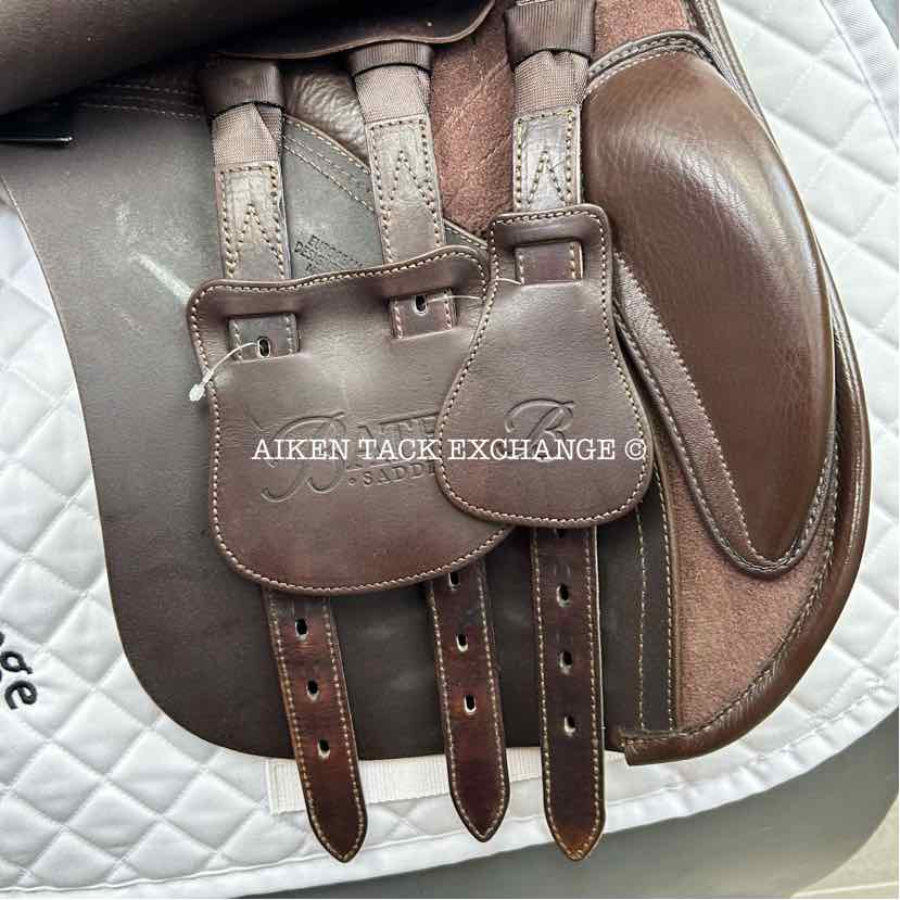 **SOLD** 2020 Bates VSD All Purpose Saddle with HART, 17.5" Seat, Adjustable Tree - Changeable Gullet, CAIR Panels