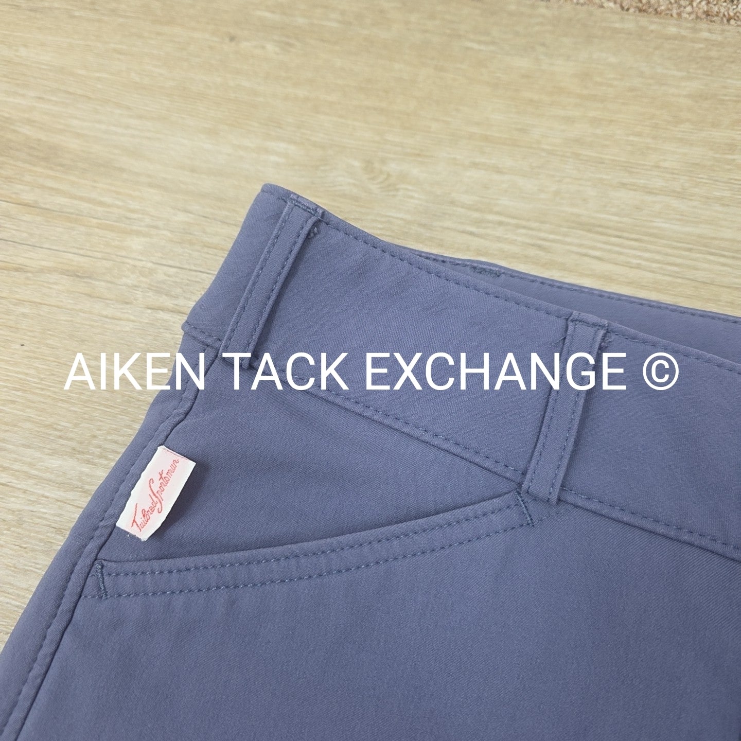 Tailored Sportsman Trophy Hunter Knee Patch Breeches, Size 30 L