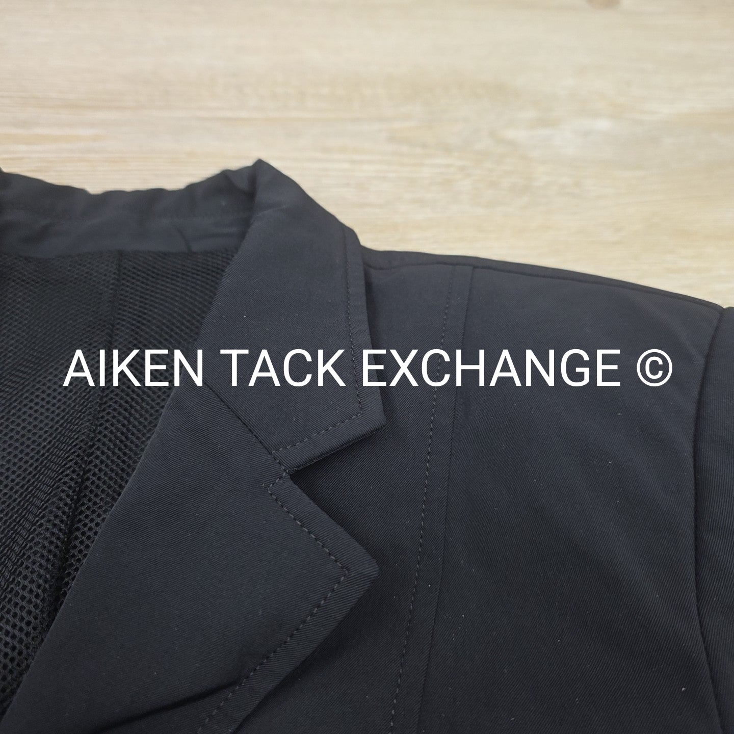 Tailored Sportsman Show Coat, Size 10 (Missing Button)