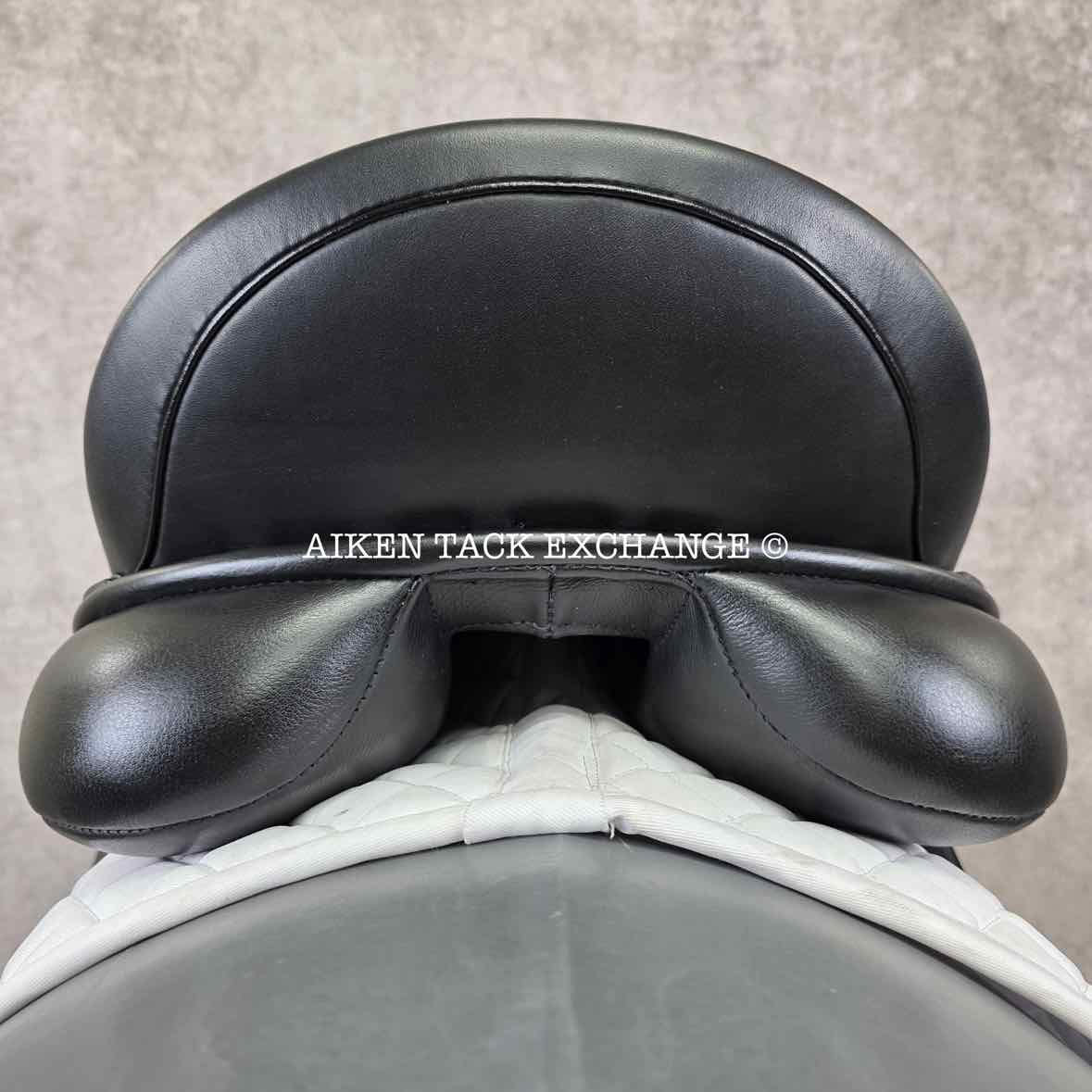 **SOLD** 2023 Trilogy Amadeo Elite Dressage Saddle, 18" Seat, Medium Wide Tree, Wool Flocked Panels