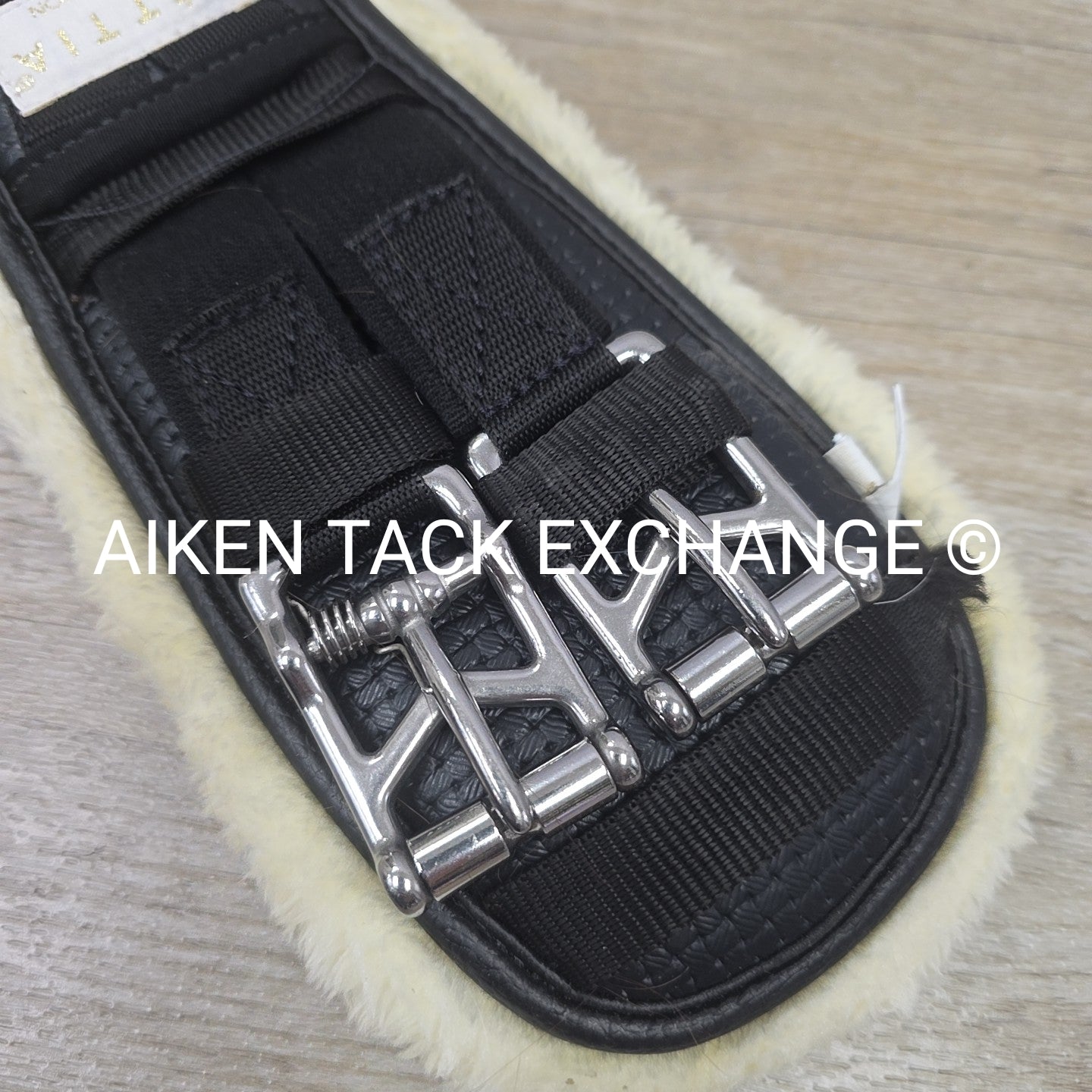 Lettia Memory Foam Sherpa Fleece Clik Dressage Girth, Black, 22"