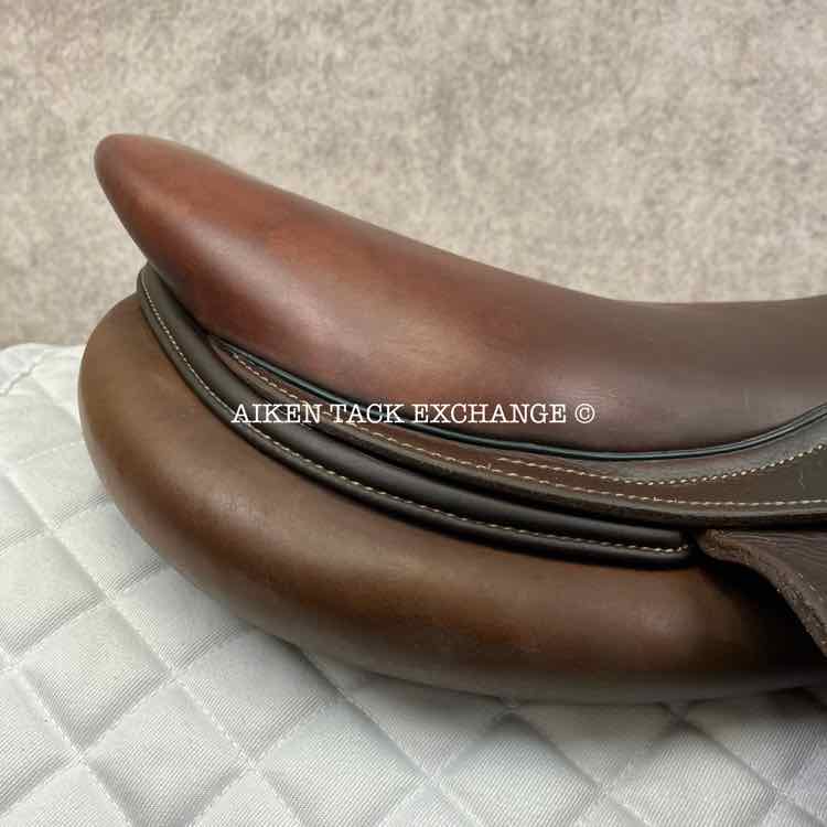 2014 Devoucoux Chiberta Junior Monoflap Jump Saddle, 16.5" Seat, 0A Flap, Medium Wide Tree, D3D Panels, Full Buffalo Leather