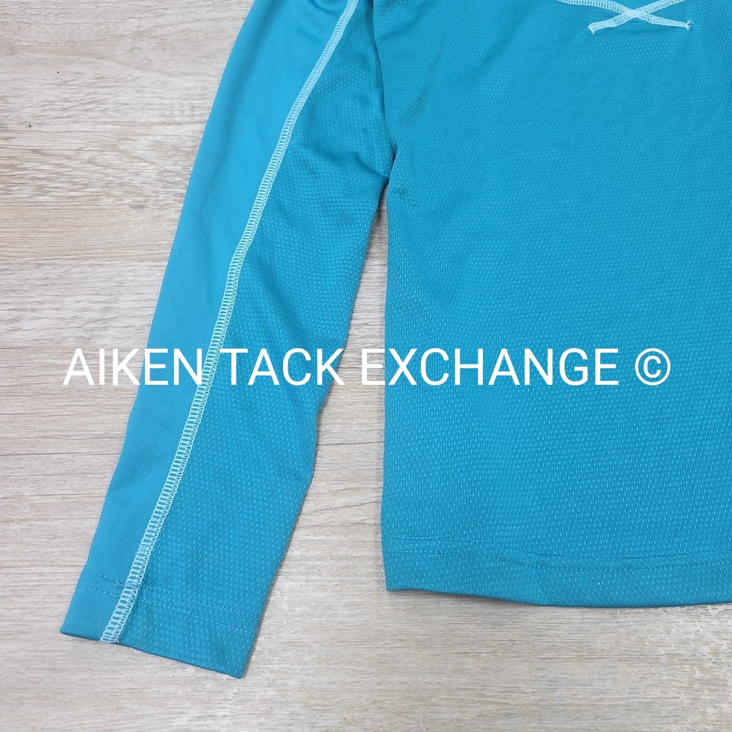 BARGAIN BUNDLE: 2 HUK Long Sleeve Tops, Size XSmall
