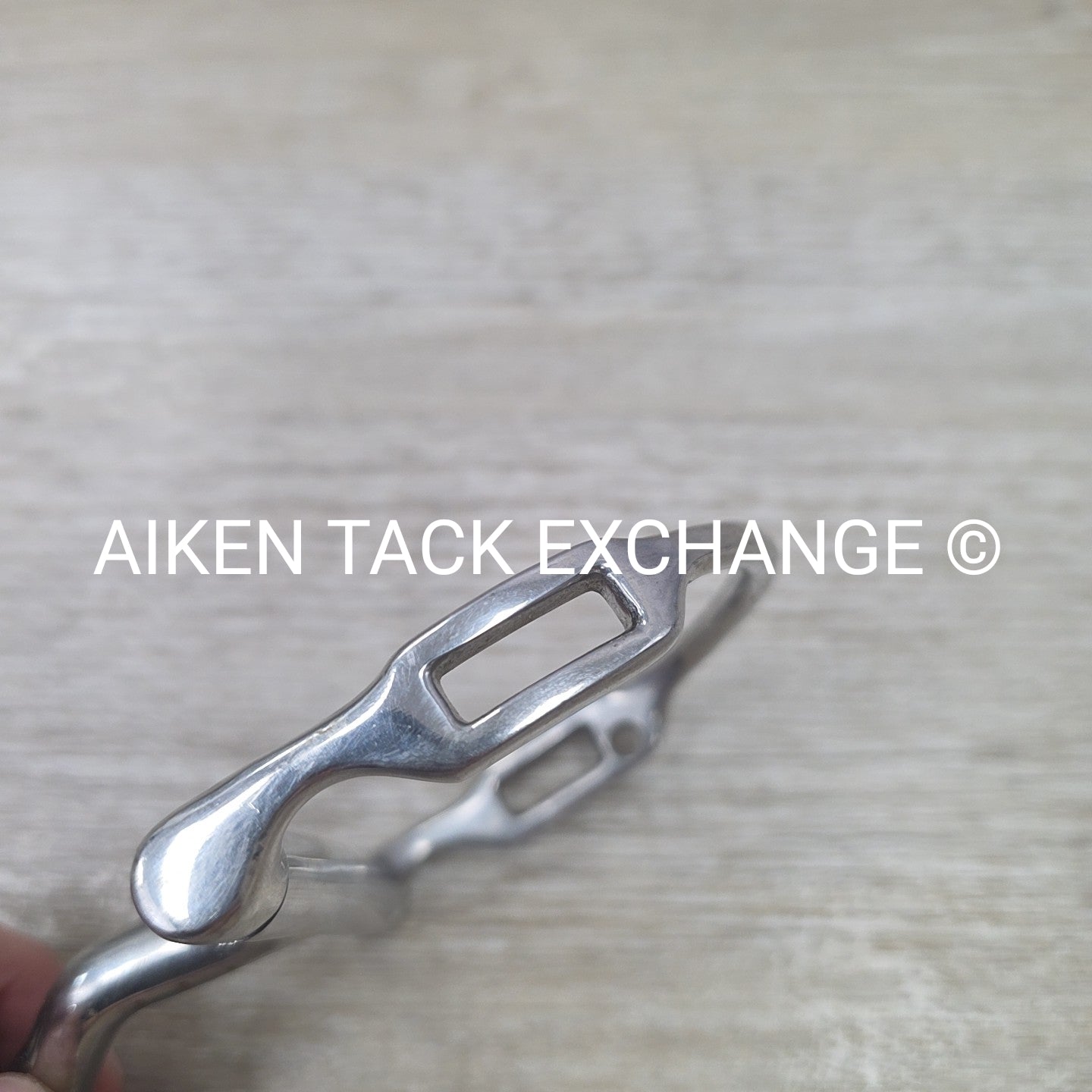 Myler Dee with Hooks and Correctional Port Barrel MB 41PB 5.5"