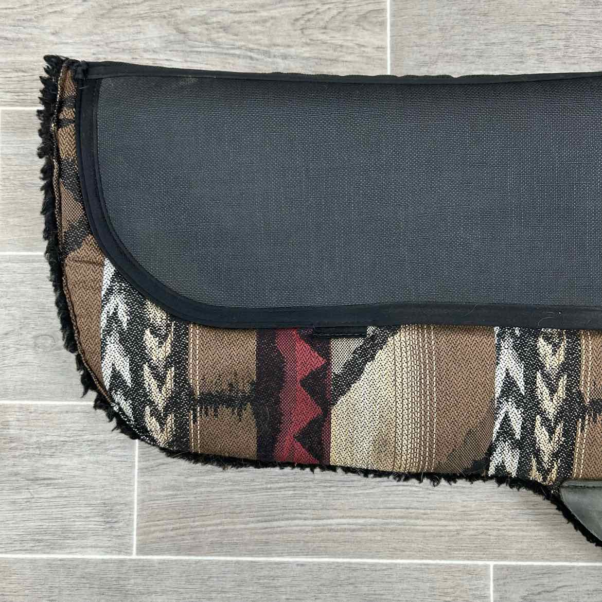 ThinLine Contour Western Ranch Round Skirt Saddle Pad
