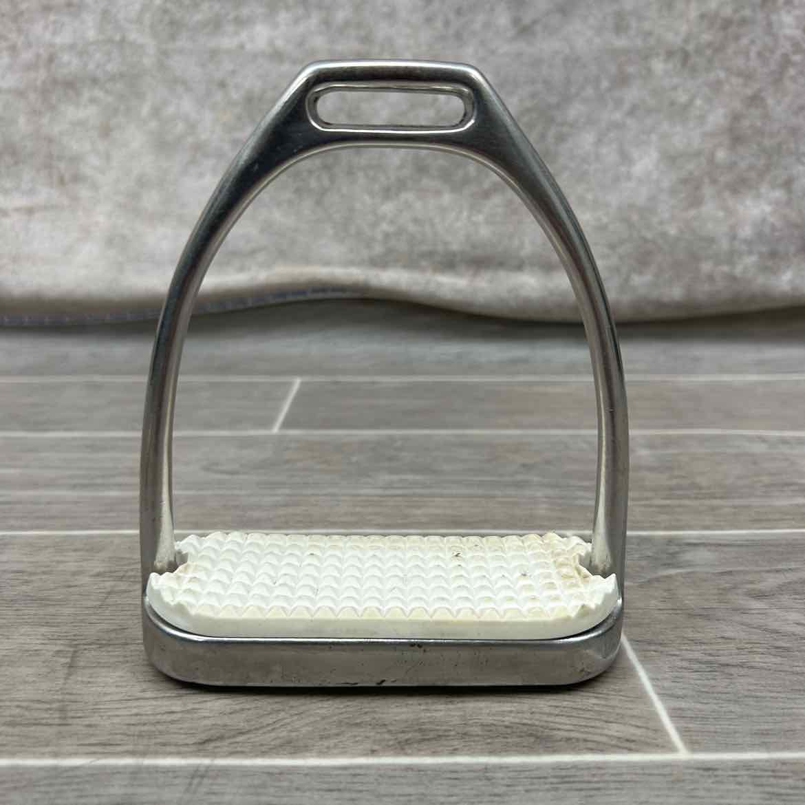 Korsteel Fillis Stirrup Irons 4.5"