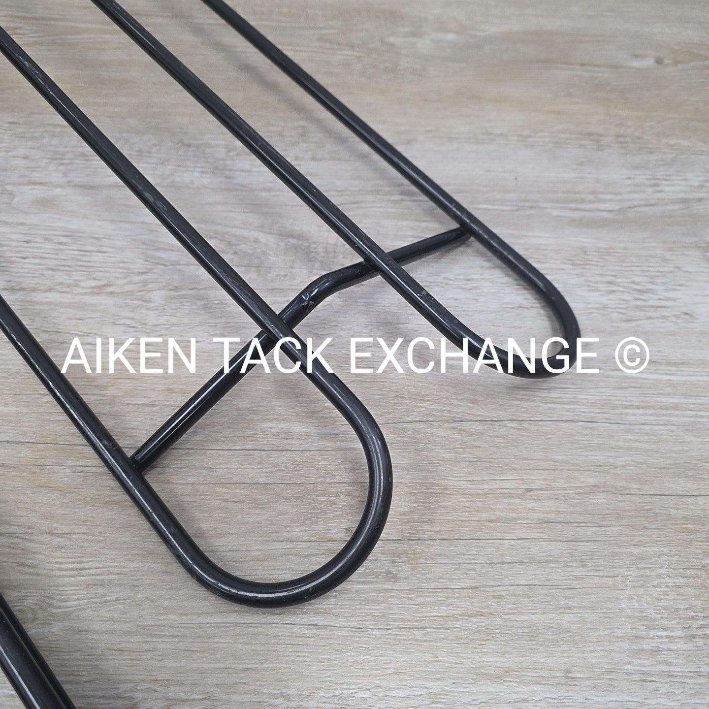 Easy-Up Interchangeable Saddle Rack System with 2 Saddle Racks