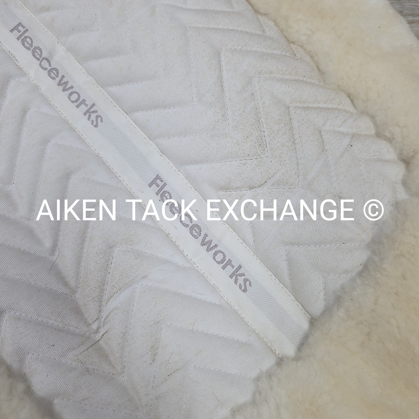 Fleeceworks Classic Dressage Pad with Full Sheepskin Trim, Large