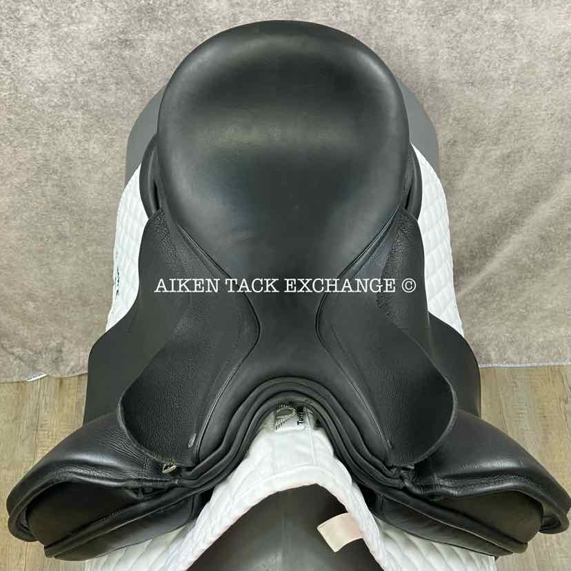 **On Trial** 2017 Custom Saddlery Advantage Monoflap Dressage Saddle, 17.5" Seat, Adjustable Tree, Wool Flocked Panels