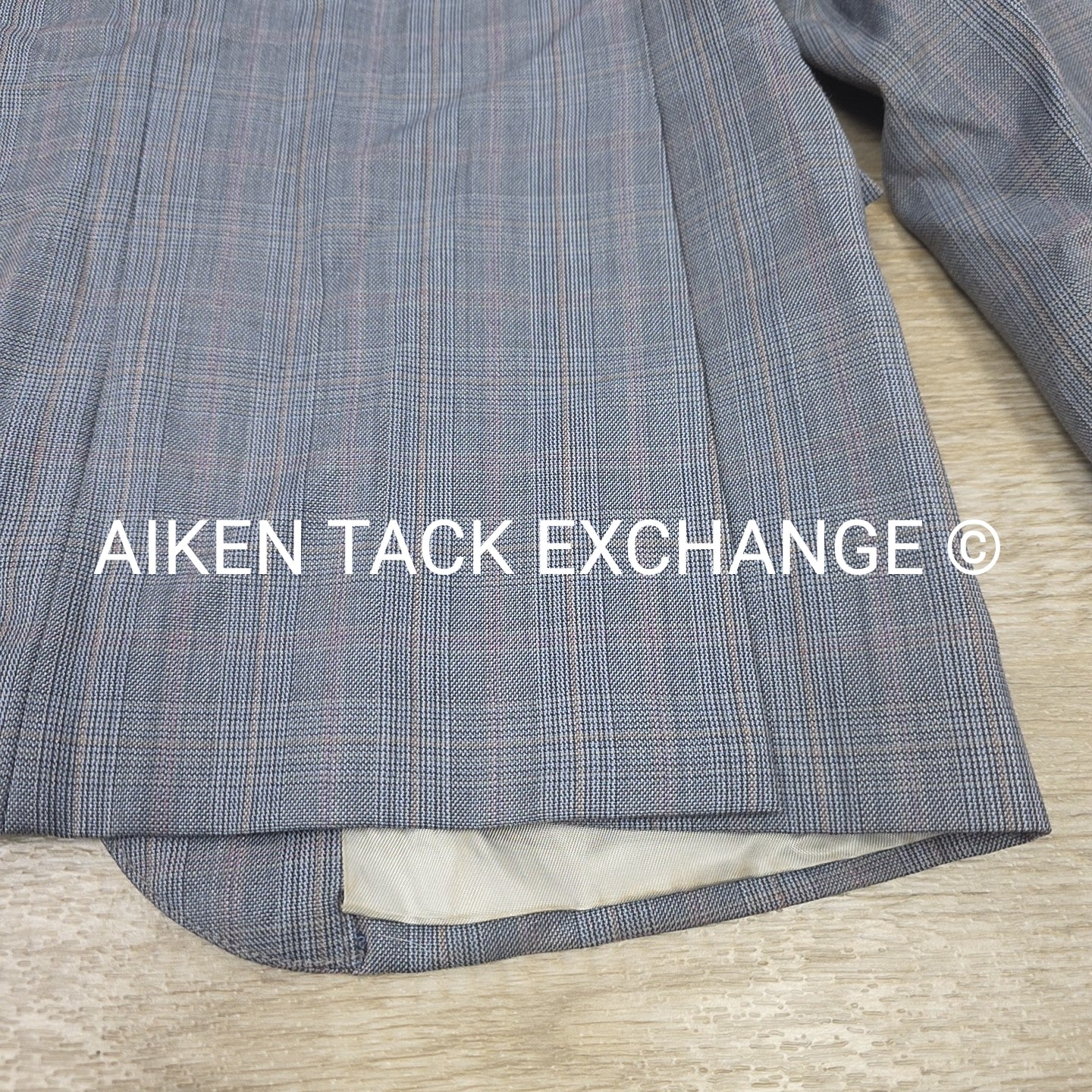 The Elite Show Coat, Size 14 R