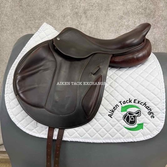 2013 CWD SE09 Monoflap Jump Saddle, 17" Seat, 2A Flap, Medium Tree, Foam Panels