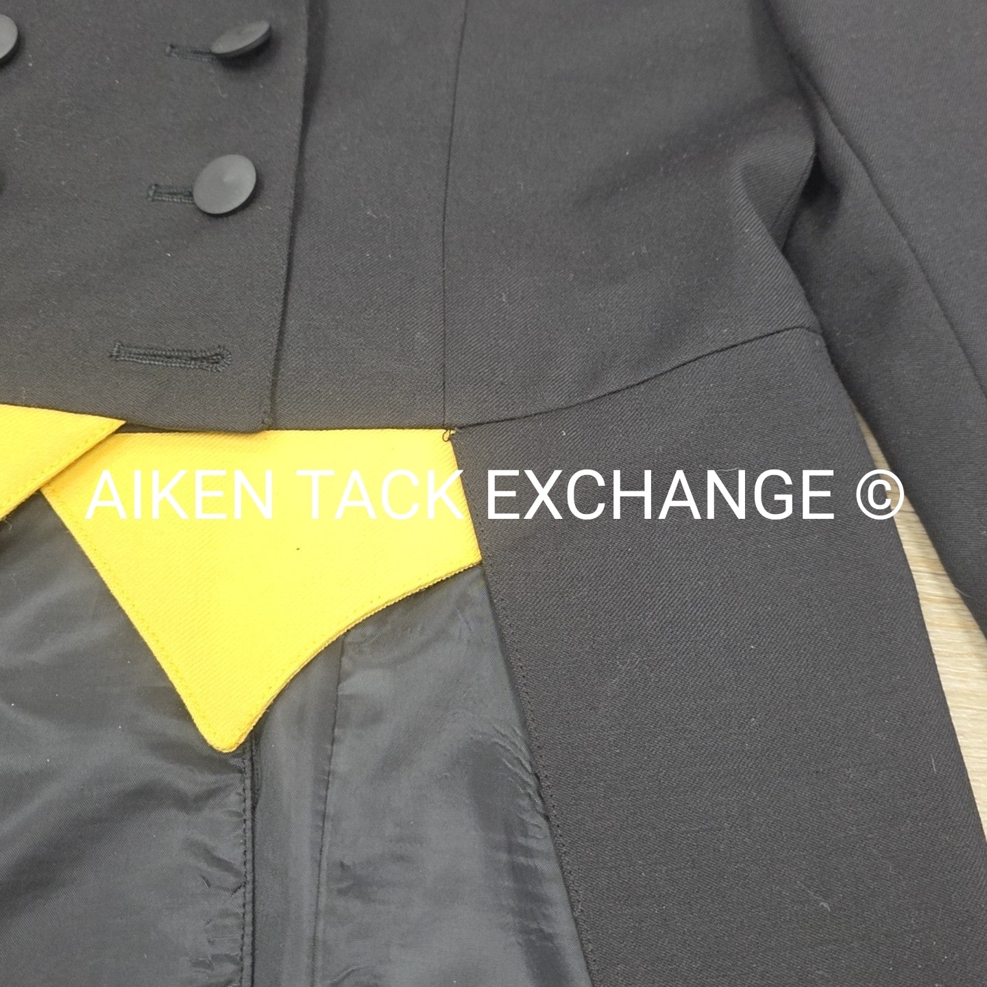 Grand Prix Shadbelly, Children's Size 18 (missing 2 buttons)