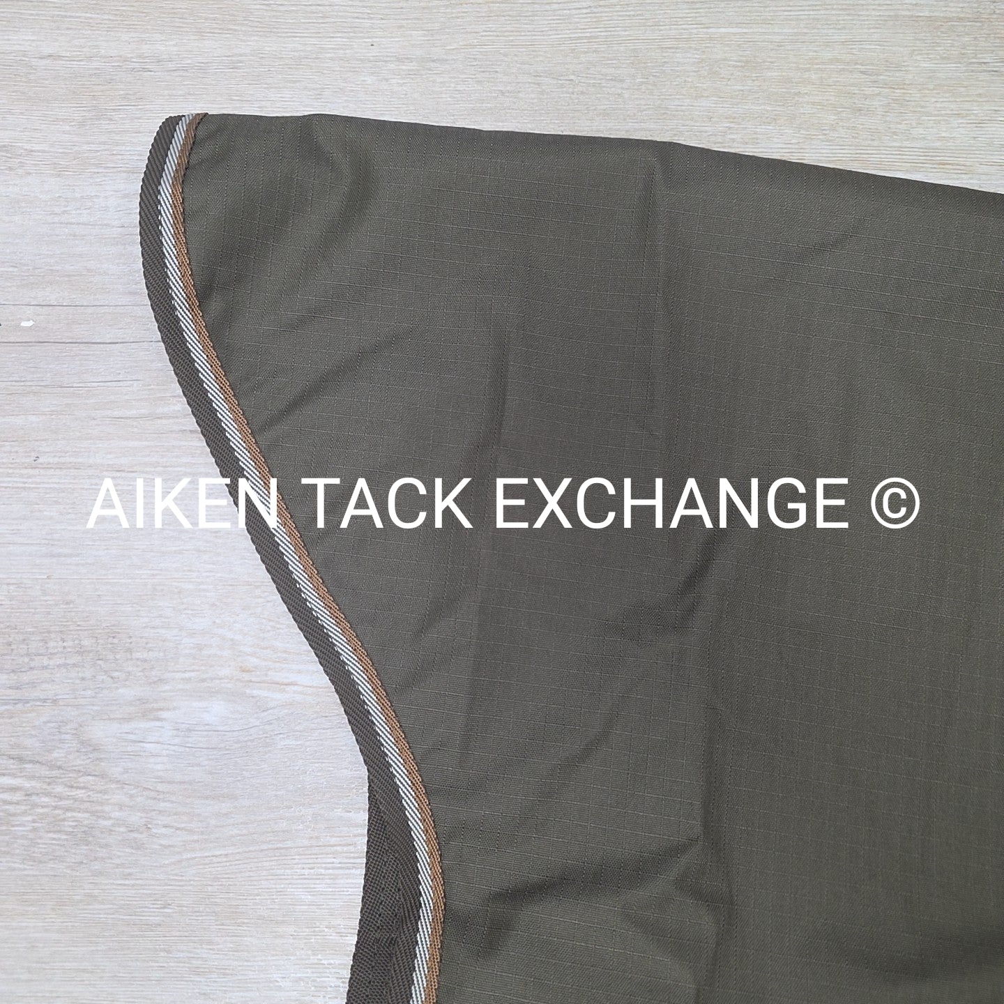 LeMieux Arika Ripstop 0g Turnout Rug w/ Neck Cover, Size 75"