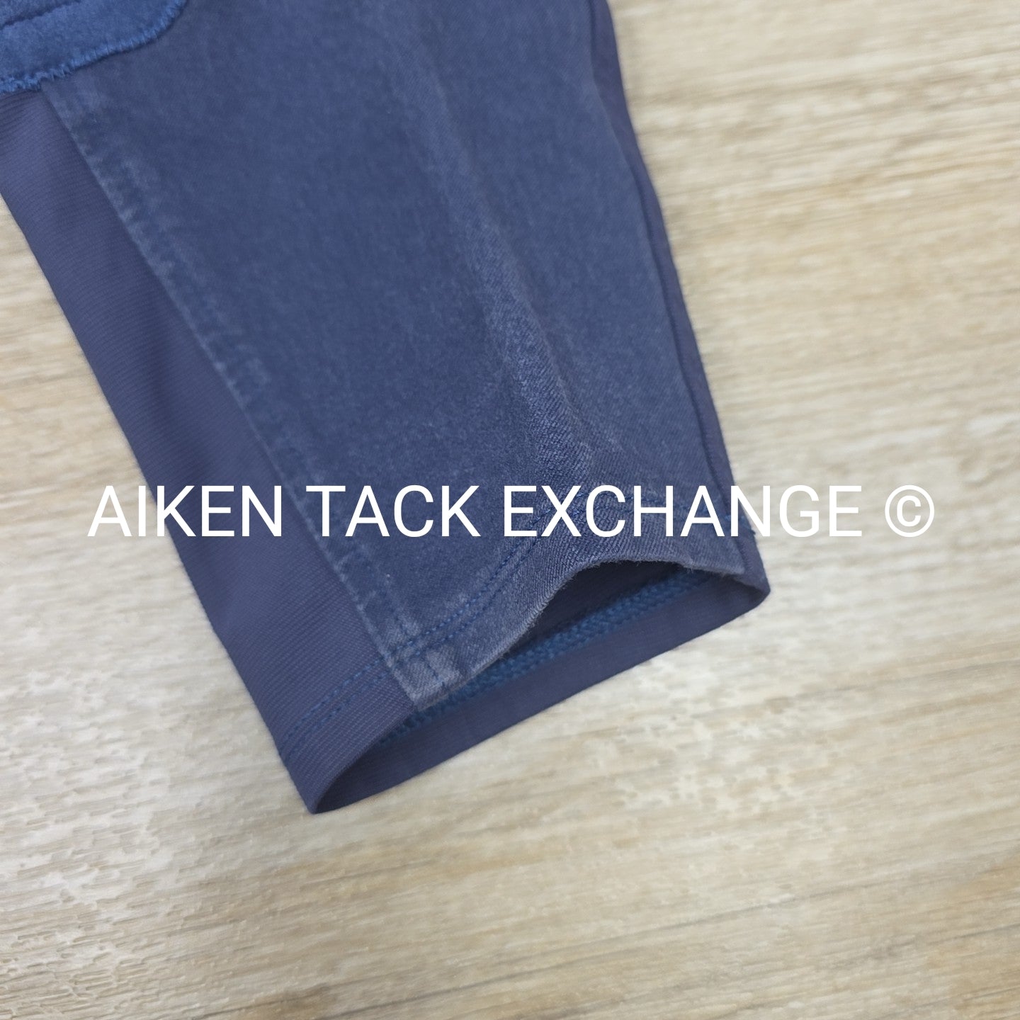 Ariat Heritage Knee Patch Breeches, Size 26 R