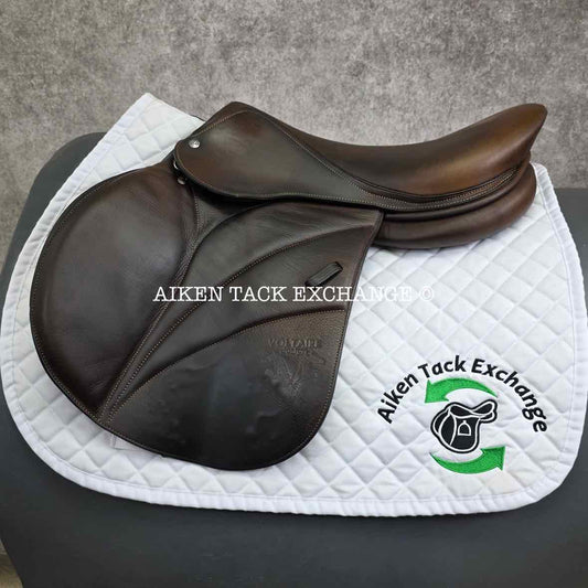 2019 Voltaire Blue Infinite Close Contact Jump Saddle, 17.5" Seat, 2A Flap, Medium Wide Tree, PRO Panels, Full Buffalo Leather