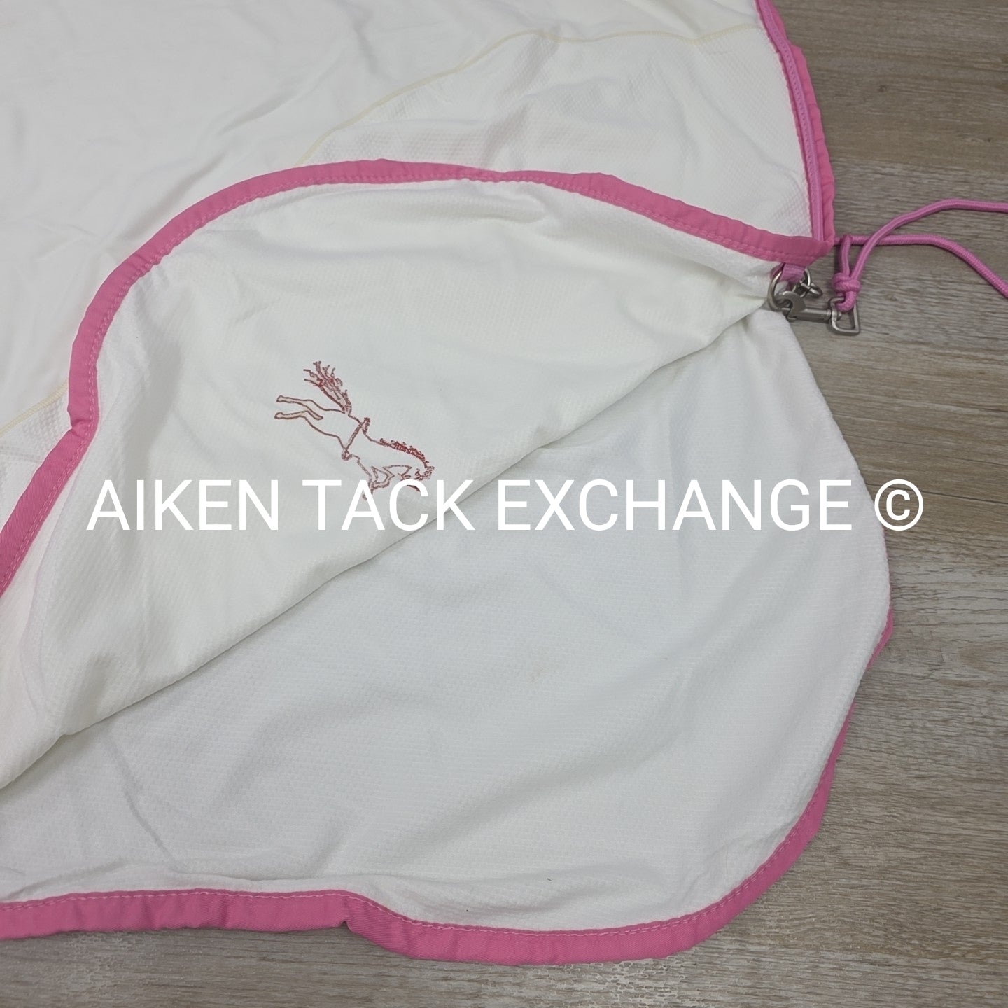 Fenwick Equestrian Pop Star Dress Sheet Sporty Cooler, 68"