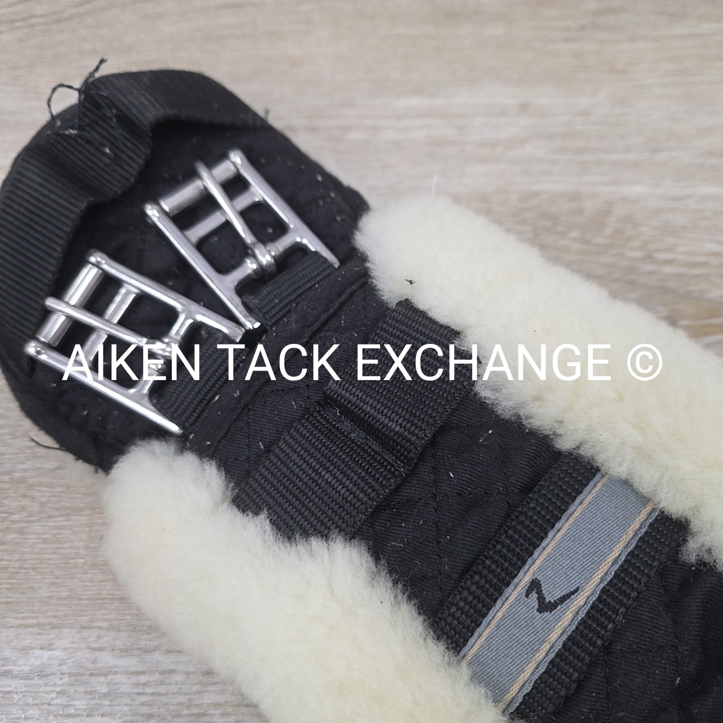 Horze Harleigh Sheepskin Girth, Back, 24"