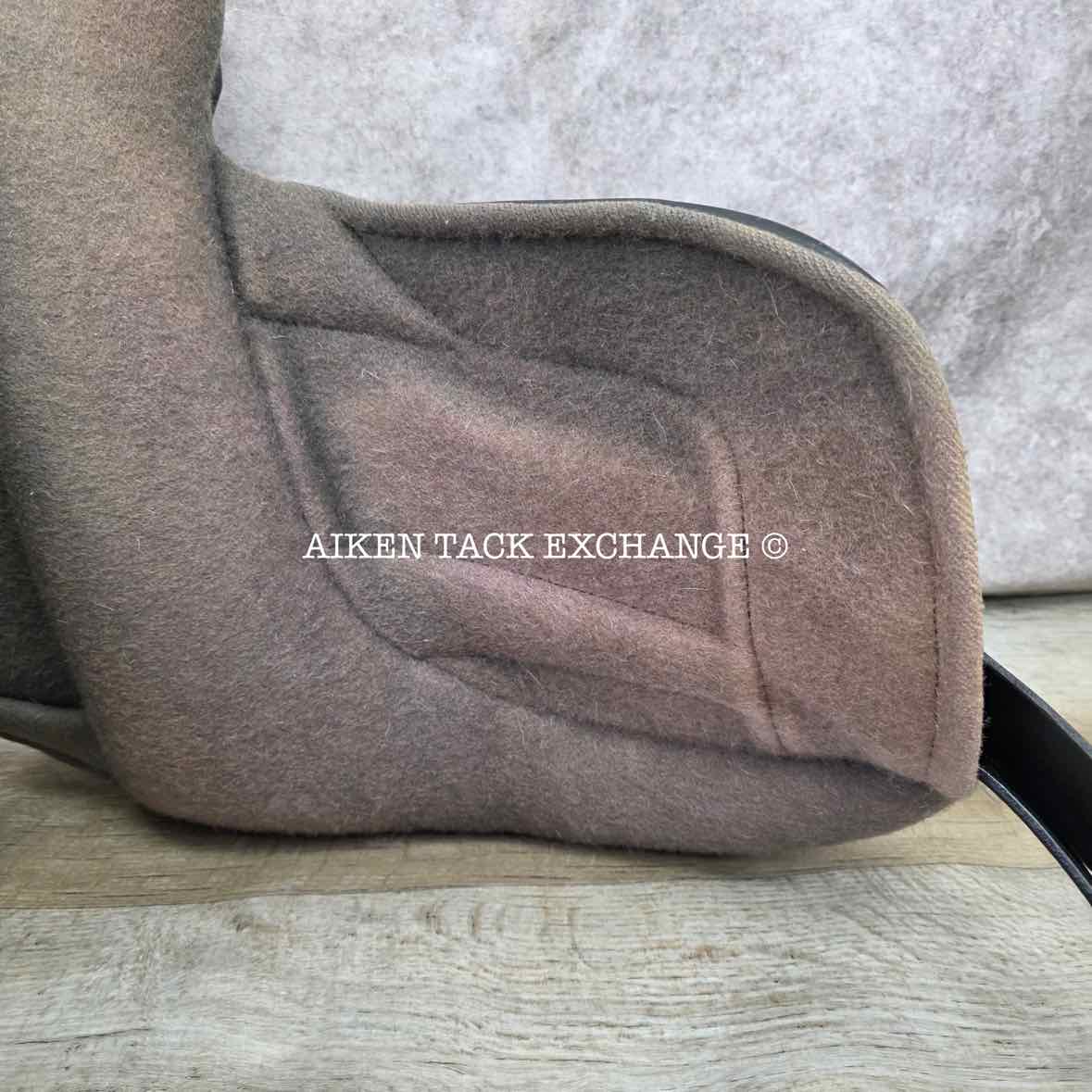 2011 Black Country Vinici Monoflap Dressage Saddle, 17.5" Seat, Medium Wide Tree, Wool Flocked Serge Panels