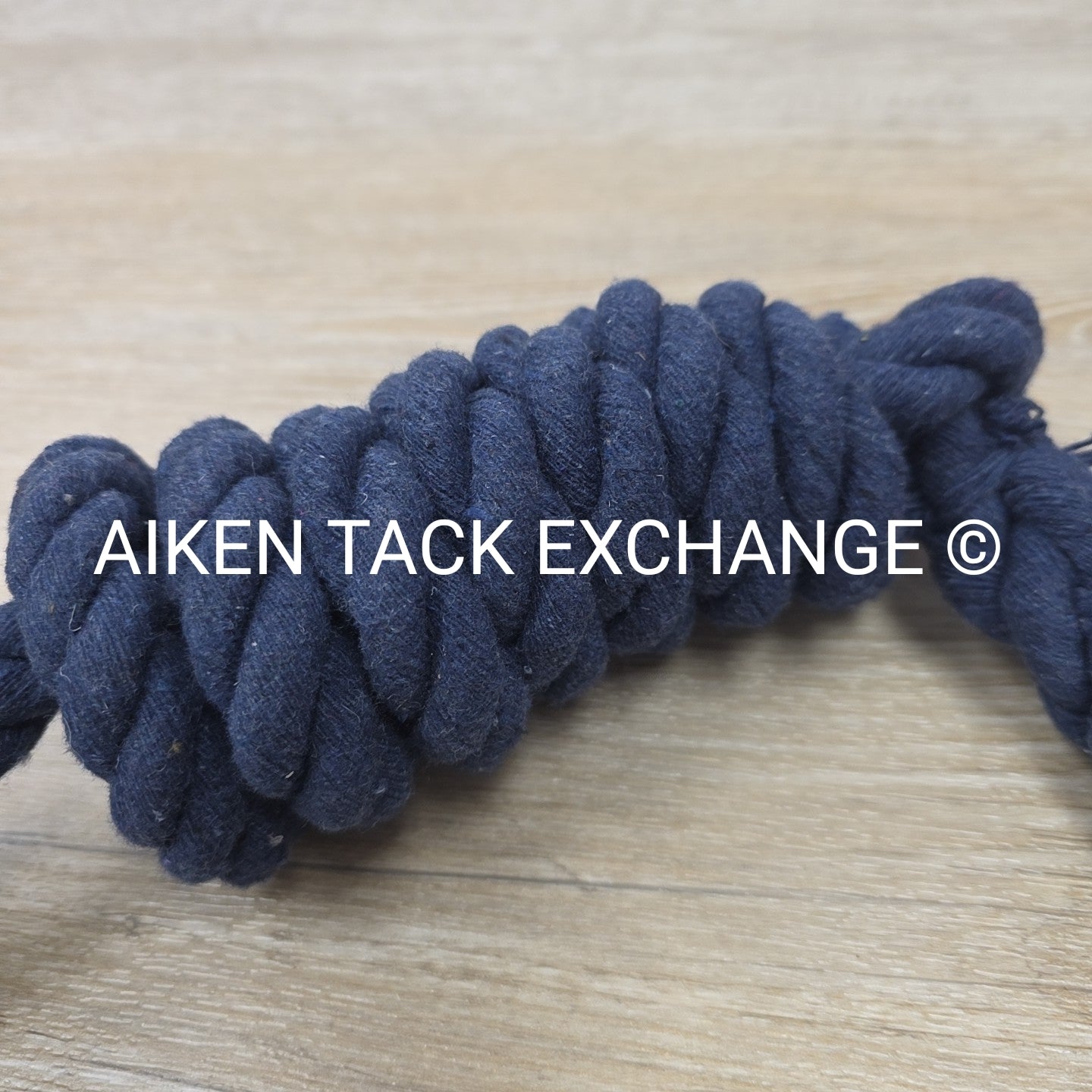 Cotton Lead with Plated Chain