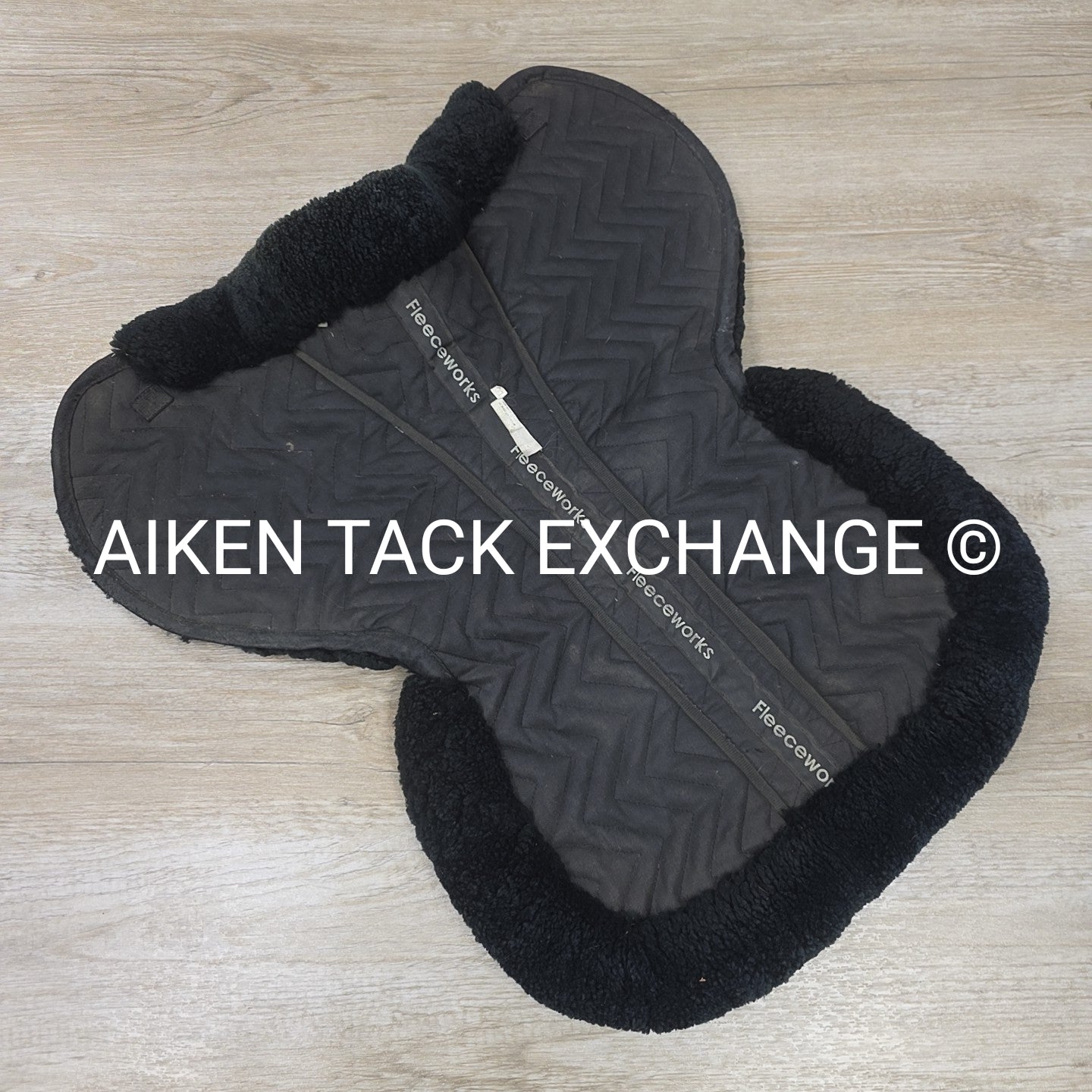 Fleeceworks FXK Half Pad with Rolled Edges, Size Large