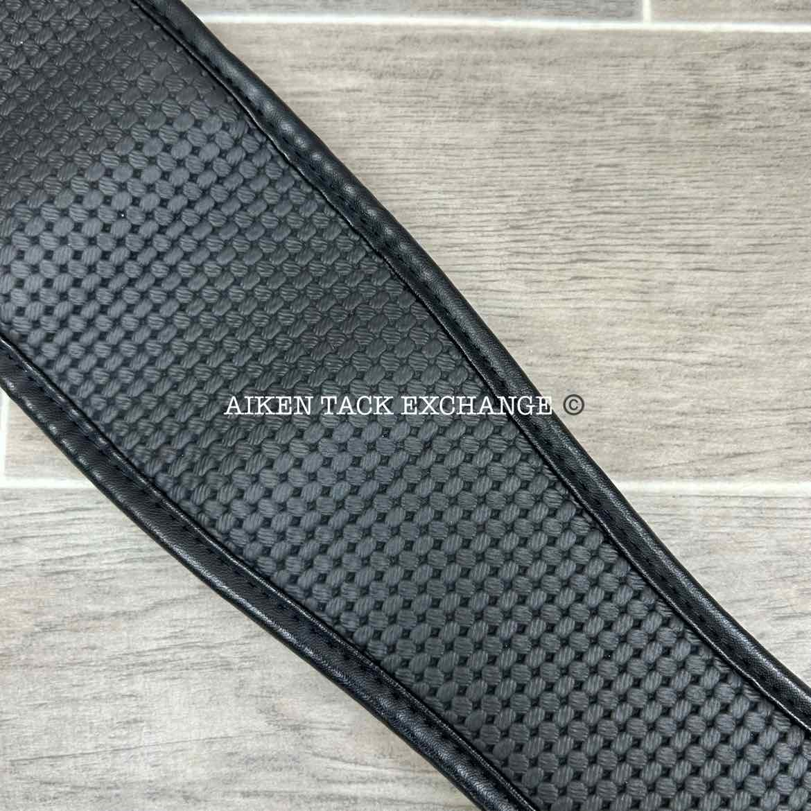 Wintec Chafeless Girth, 46"