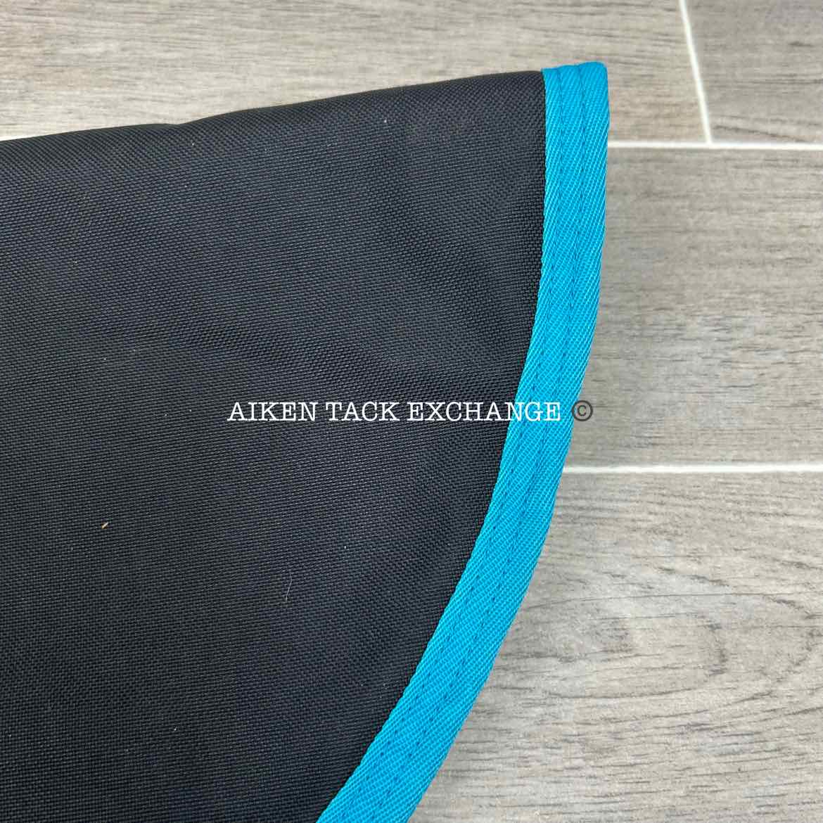 Amigo Bravo 12 Original Hood Neck Cover 150g, 81"