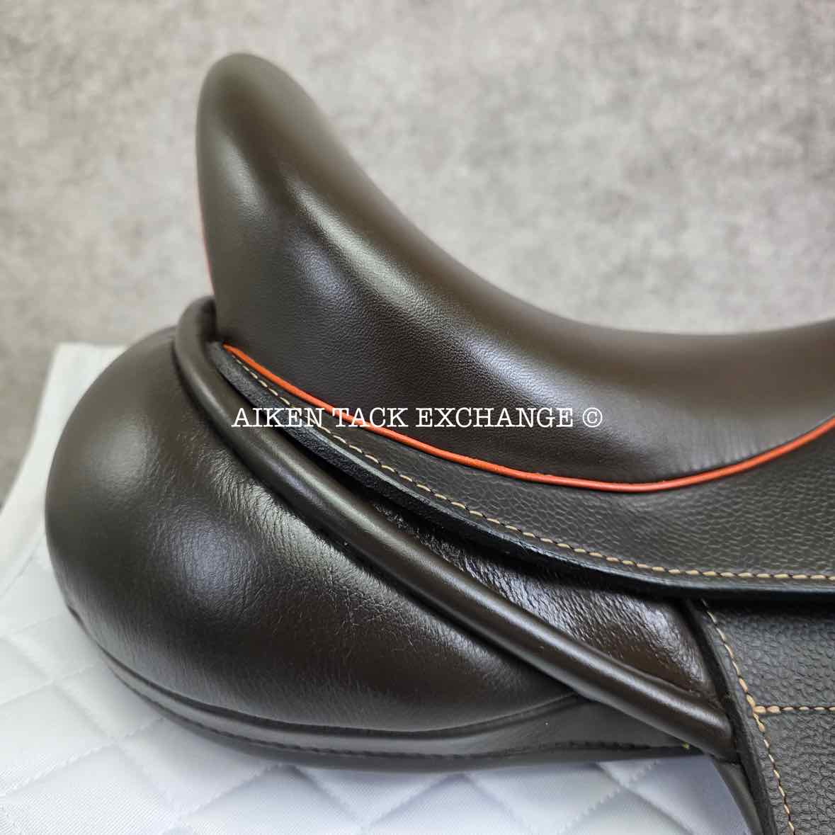 2018 Custom Saddlery Icon Flight 2 Monoflap Dressage Saddle, 17.5" Seat, Adjustable Tree, Wool Flocked Hybrid Panels