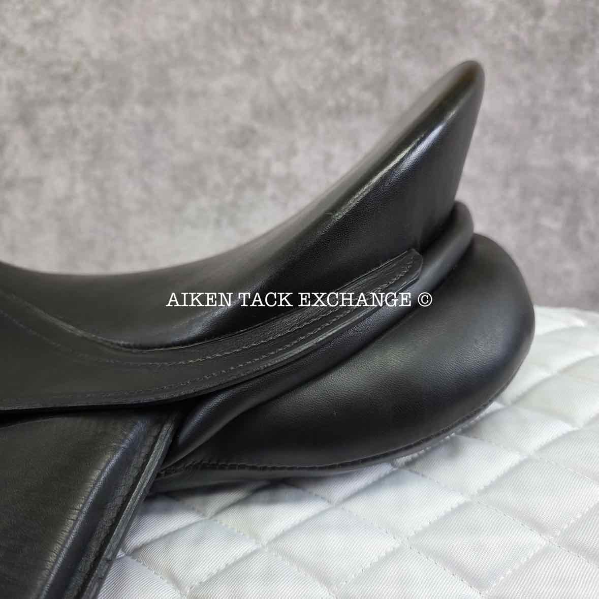 1990 Kieffer Wein DL Dressage Saddle, 17" Seat, Medium Wide Tree, Wool Flocked Panels