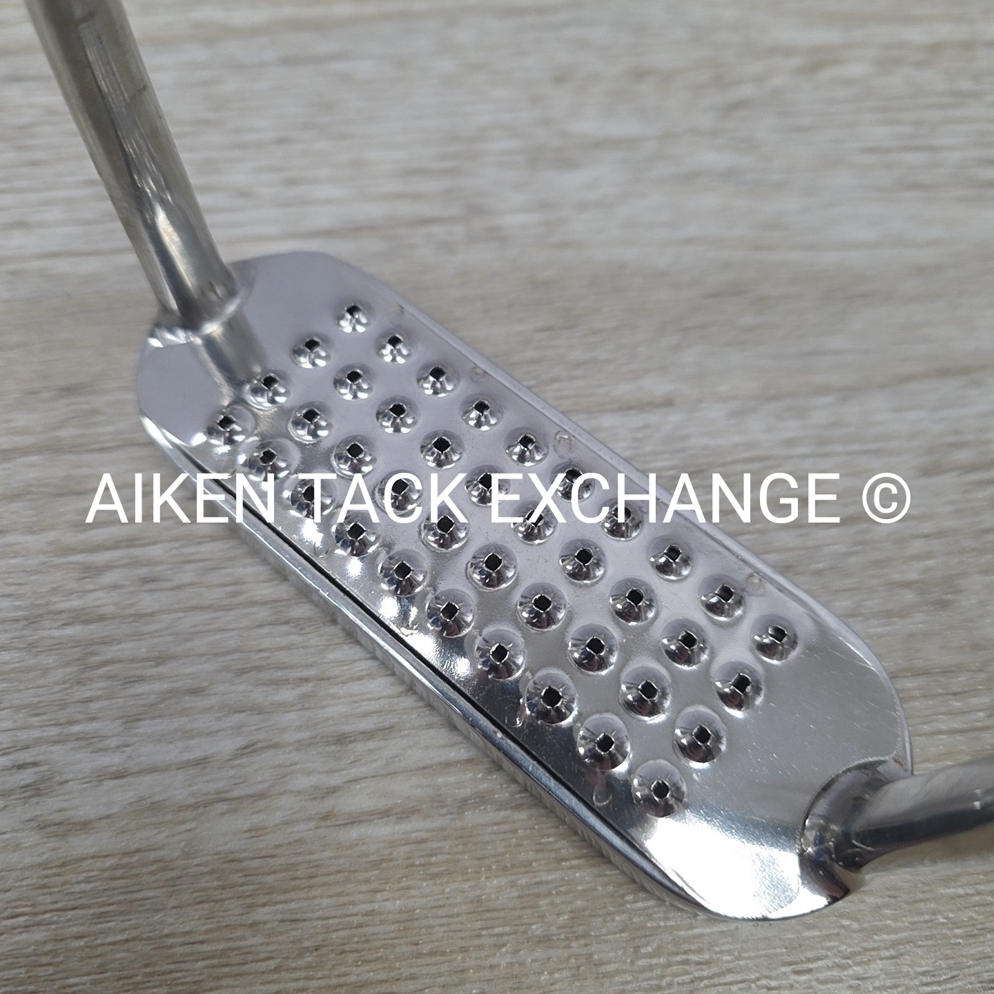 Fillis Stirrup Irons with Cheese Grater Pads, 4.75"