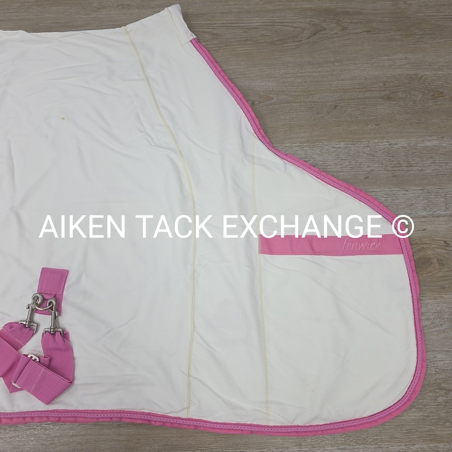 Fenwick Equestrian Pop Star Dress Sheet Sporty Cooler, 68"