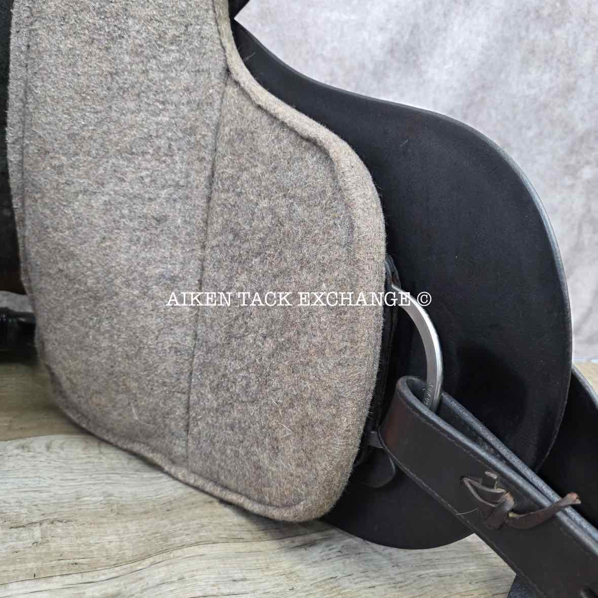 2005 Tucker 146 River Plantation Endurance Saddle, 17.5" Seat, Medium Tree - Semi QH Bars