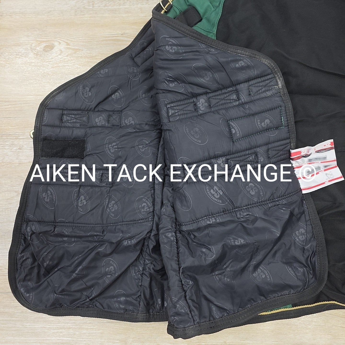 Schneiders VTEK Adjusta-Fit Heavy Weight Turnout Blanket, 82"