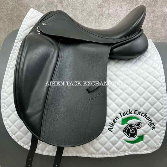 **On Trial** Adam Ellis Style Dressage Saddle, 18" Seat, M/MW Tree, Wool Flocked Panels