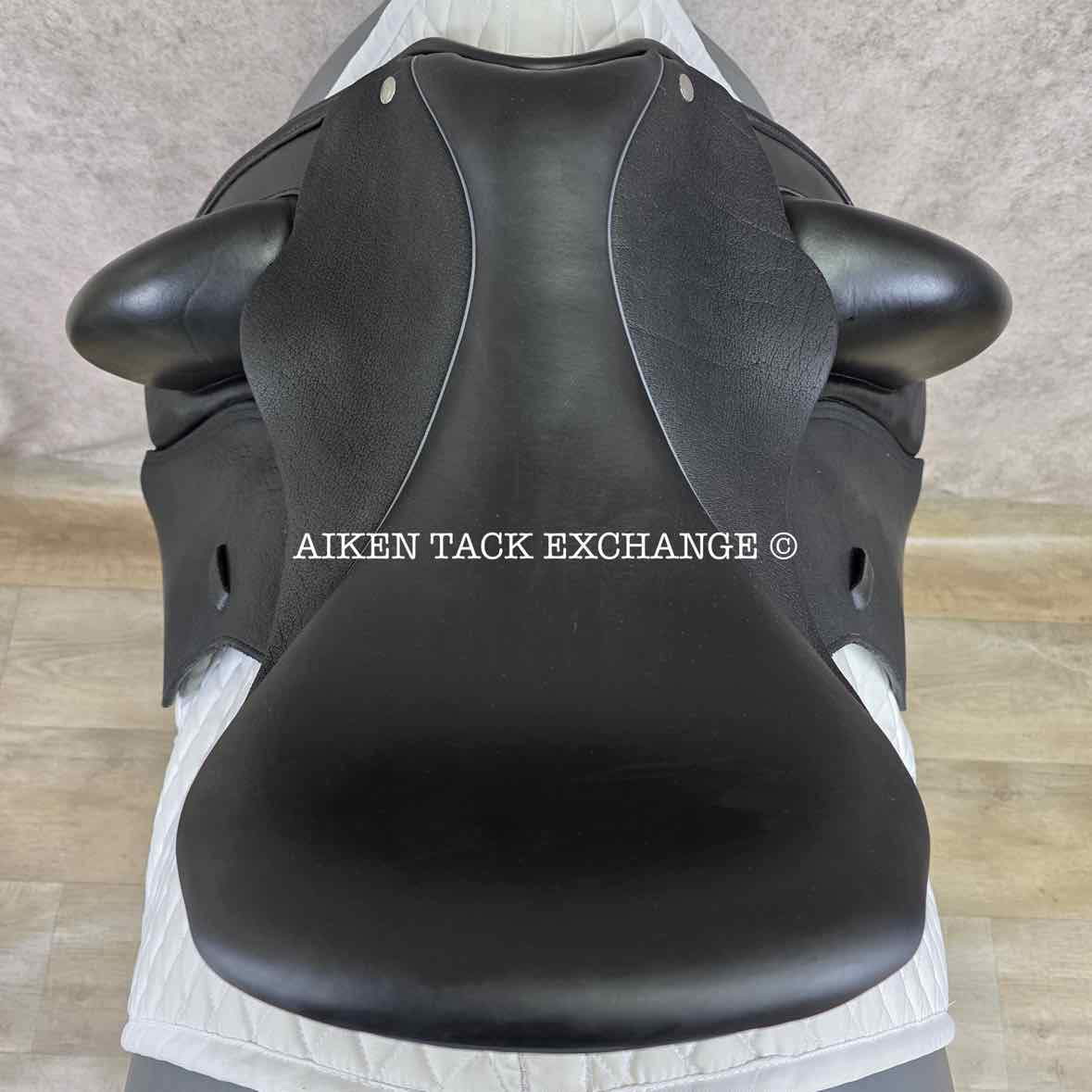 2021 Custom Saddlery Wolfgang Solo II Monoflap Dressage Saddle, 17.5" Seat - Short Flap, Adjustable Tree, Wool Flocked Panels