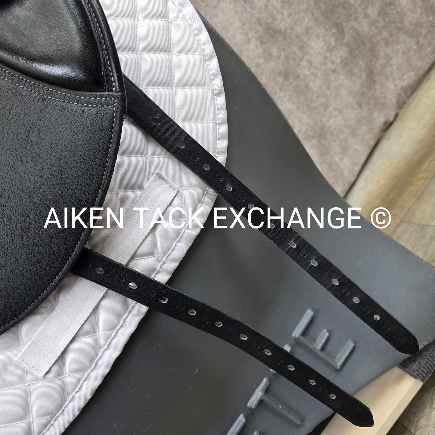 2023 Custom Saddlery Wolfgang Gemini R Monoflap Dressage Saddle, 18" Seat, Adjustable Tree, Wool Flocked Panels