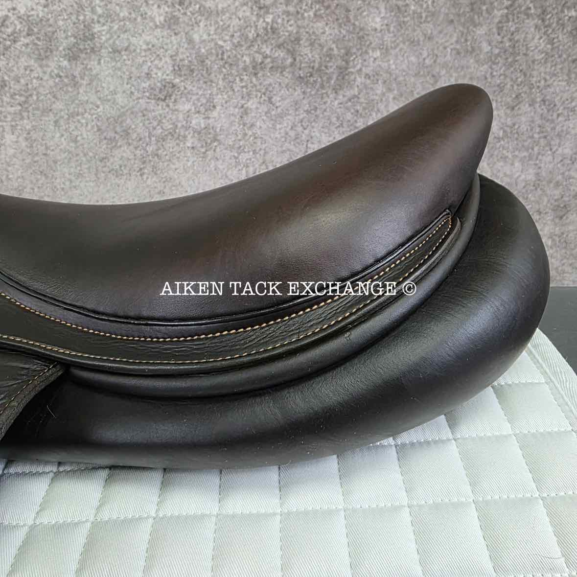 2018 Voltaire Elkton Monoflap Jump Saddle, 18.5" Seat - 2AA Flap, Medium Wide Tree, PRO Panels, Full Buffalo Leather
