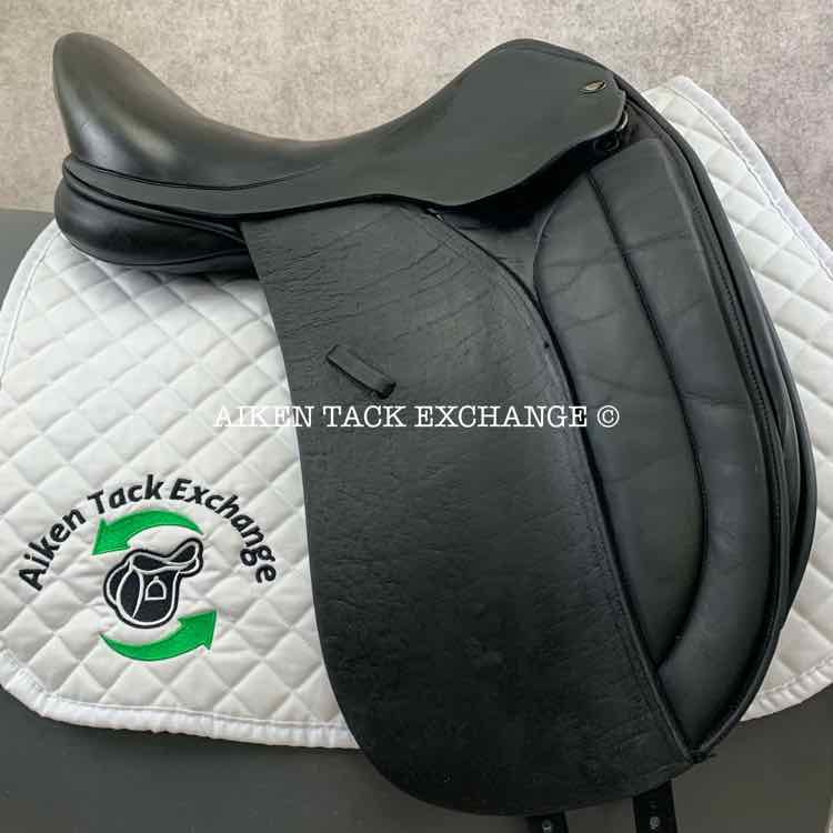 **SOLD** Cynron Dressage Saddle, 17.5" Seat, Medium Wide Tree, Wool Flocked Panels, Buffalo Leather