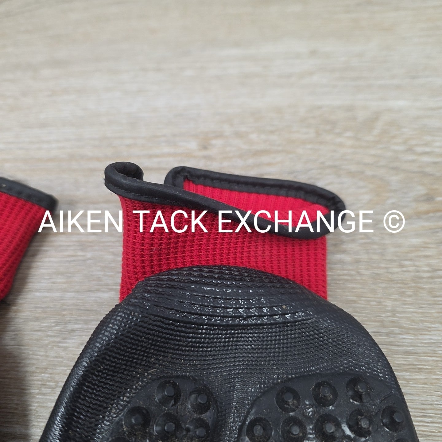 HandsOn Grooming Gloves, Size Medium