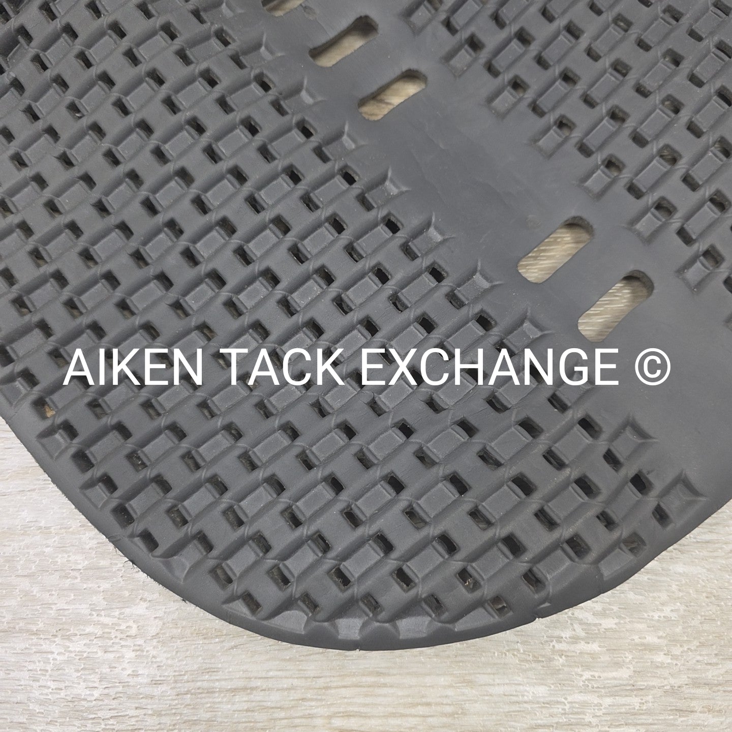 Acavallo Piuma Feather Light Air Release Half Pad