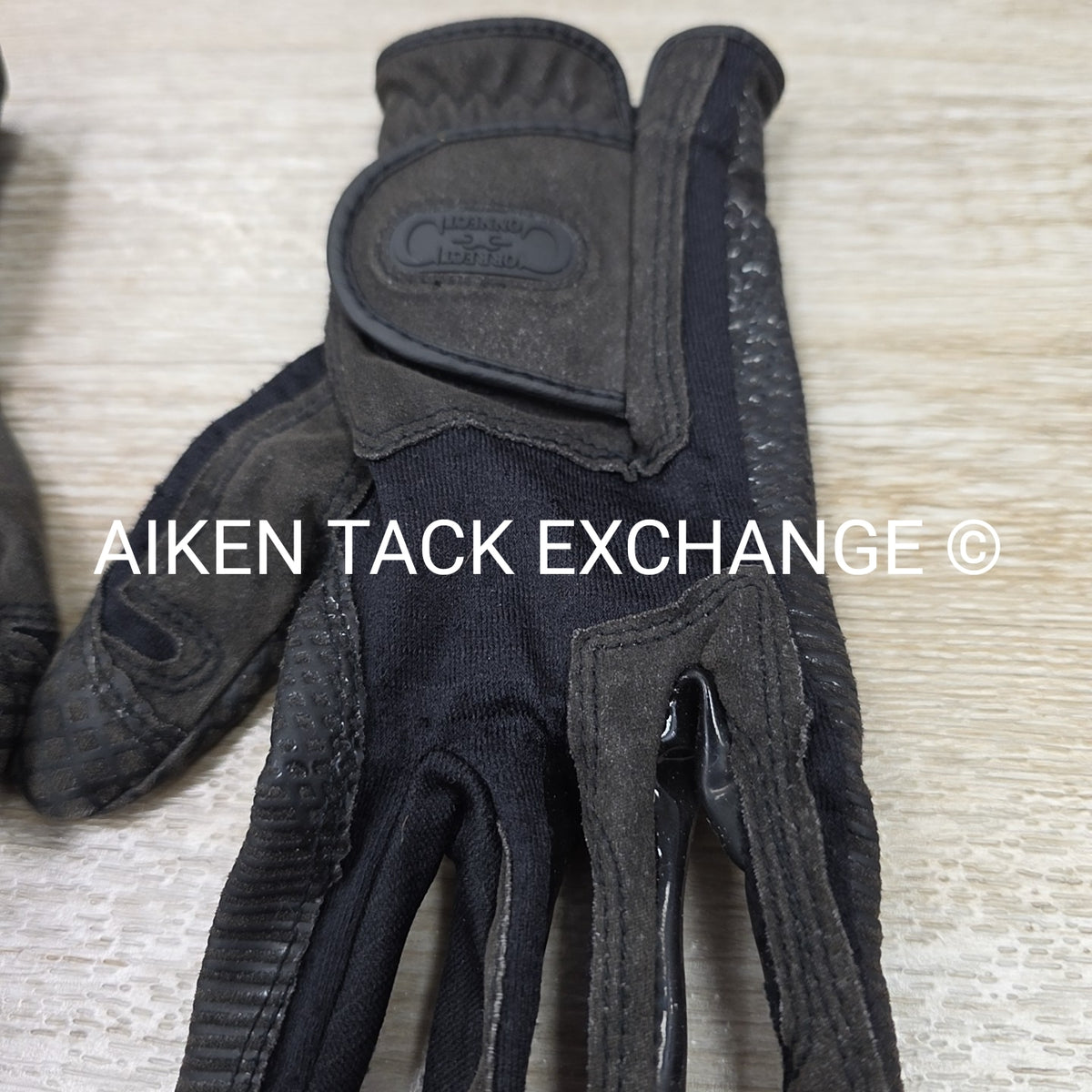 Correct Connect Tackified Riding Gloves, Size Medium