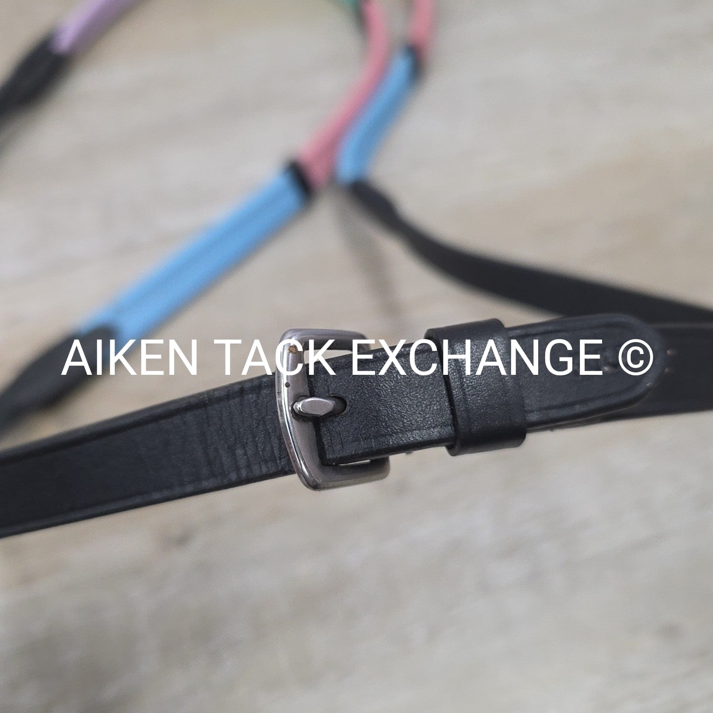 Rubber Grip Rainbow Reins, Black, Size Full