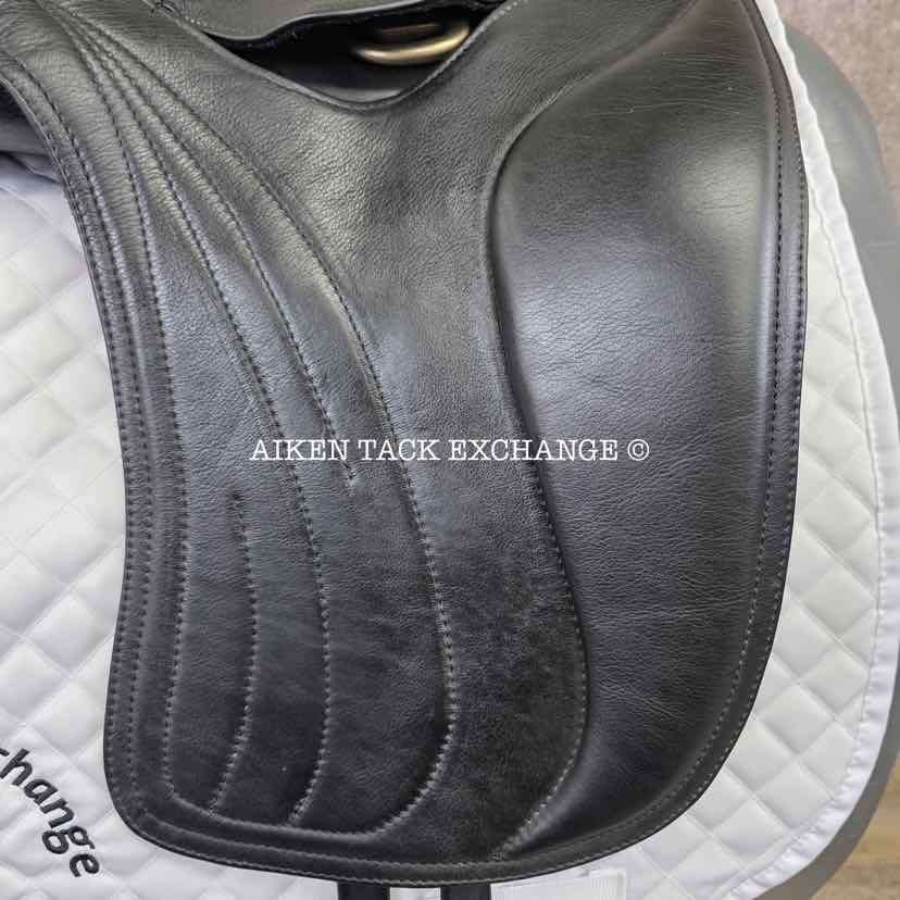 Heather Moffett Enlightened Equitation HM Vogue Dressage Saddle, 17" Seat - SoftTree