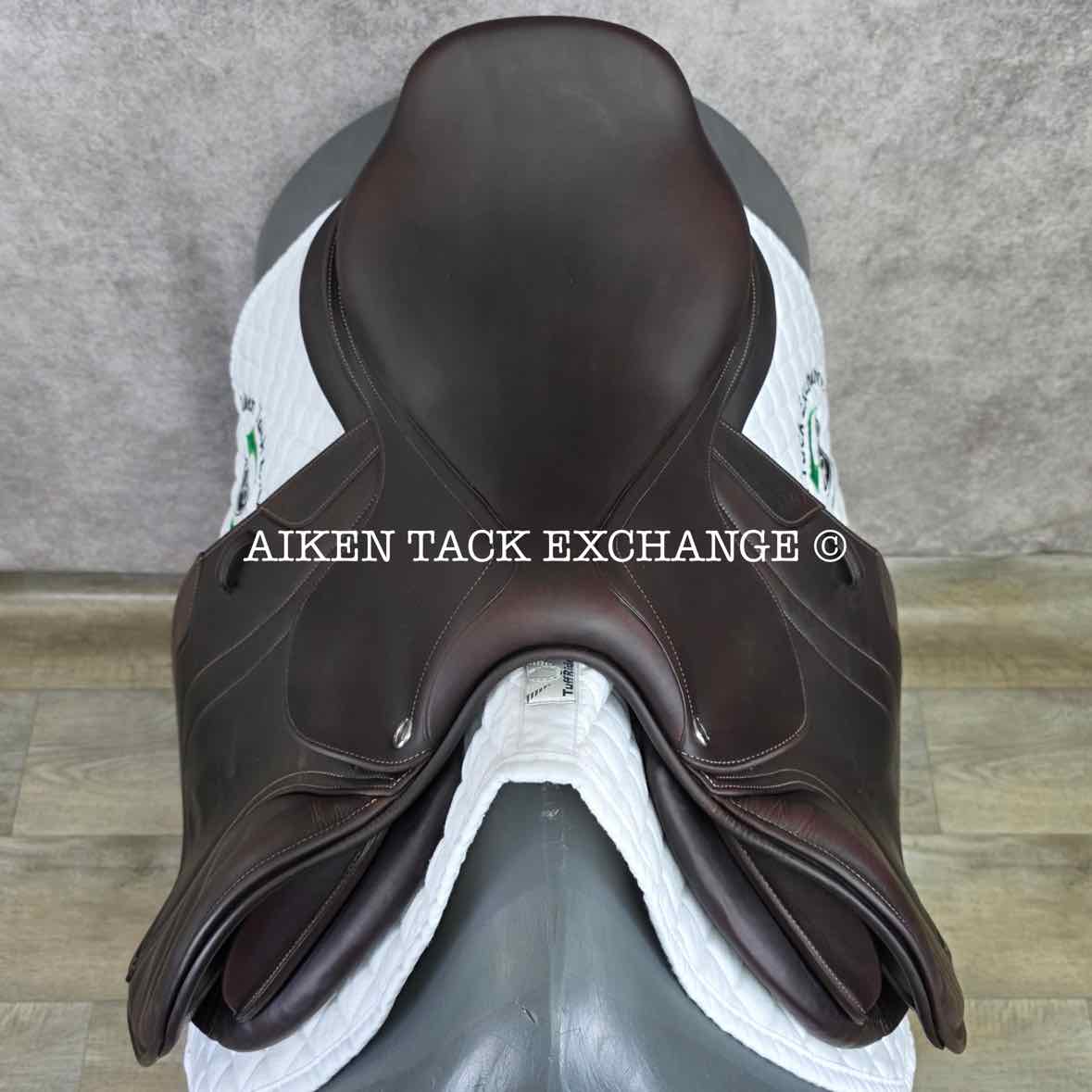 2021 CWD SE02 Close Contact Jump Saddle, 18" Seat, 3C Flap, Medium Tree, Foam Panels, Full Buffalo Leather