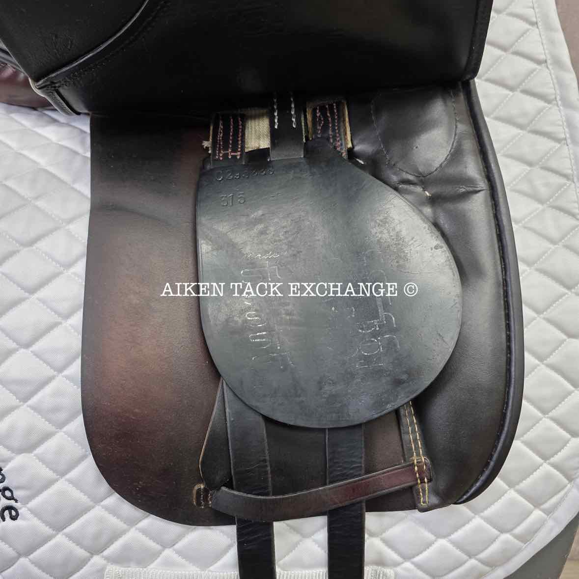 Stubben Tristan Dressage Saddle, 18" Seat, 31.5cm Tree - Medium Wide, Wool Flocked Panels