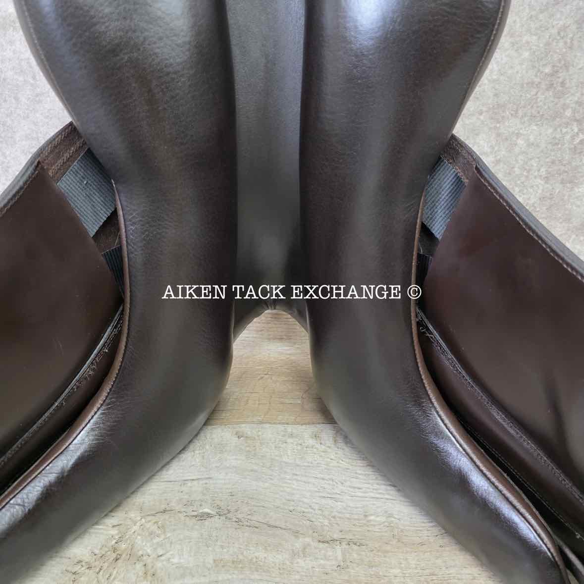 2021 Custom Saddlery Everest R Monoflap Dressage Saddle, 17.5" Seat, Adjustable Tree, Wool Flocked Panels